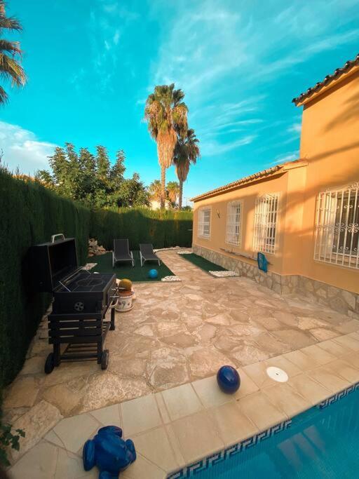 Impresionante Villa Con Piscina - Oliva Nova ภายนอก รูปภาพ